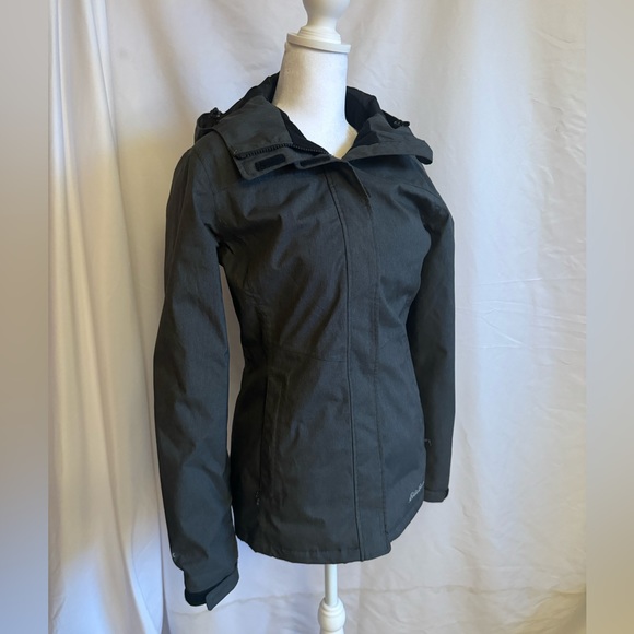 Eddie Bauer medium warmth jacket. - Picture 2 of 5